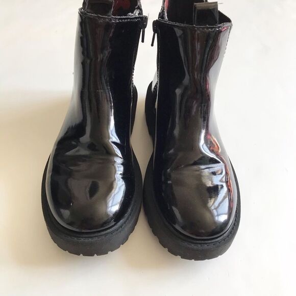 Zara x Disney Mickey Mouse patent boots VGUC size 32(1 youth) - Picture 5 of 9